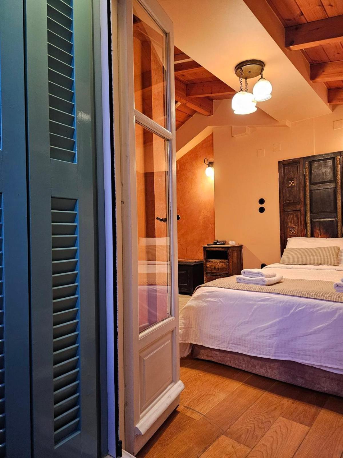 Kallisti Luxury Rooms 纳夫普利翁 外观 照片