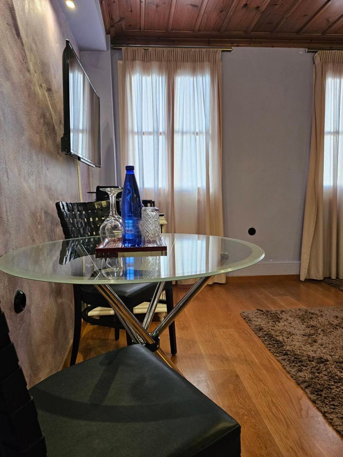 Kallisti Luxury Rooms 纳夫普利翁 外观 照片
